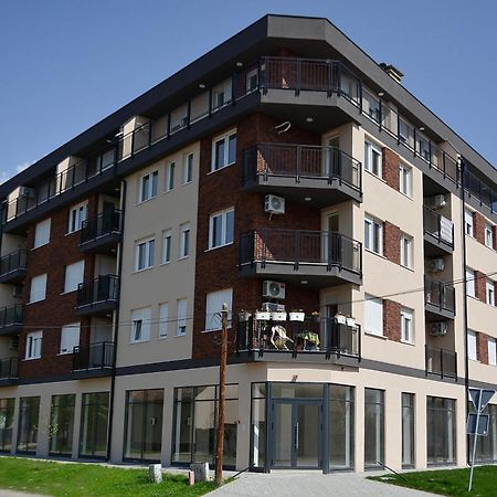 Crown Apartment 3 Subotica Zewnętrze zdjęcie