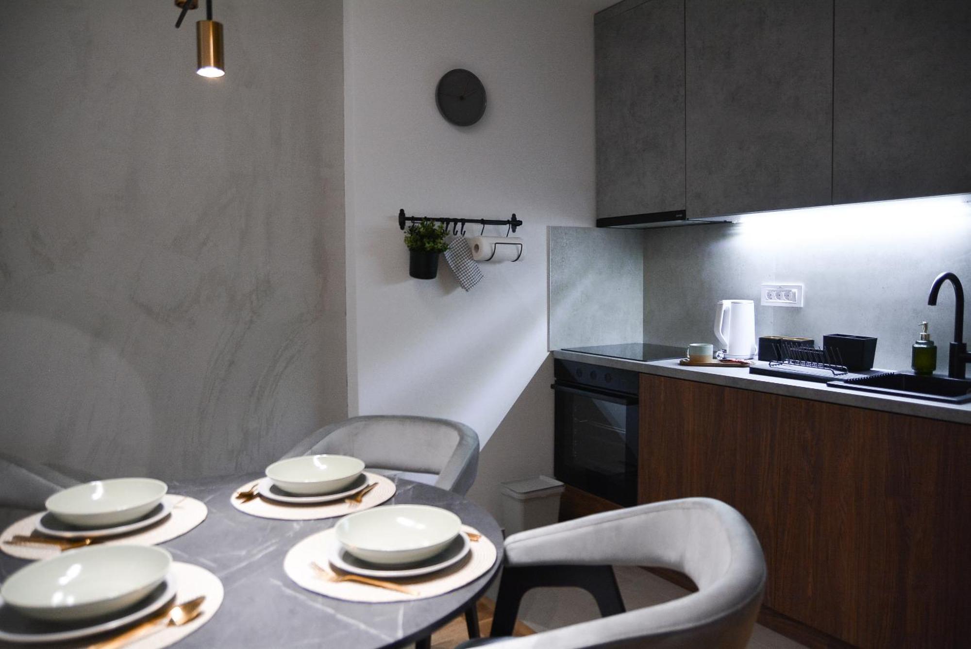 Crown Apartment 3 Subotica Zewnętrze zdjęcie